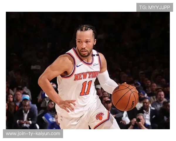 布伦森外线命中率爆表,尼克斯快攻连续得分 布伦森外线命中率爆表,尼克斯快攻连续得分