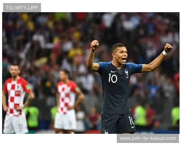 世界杯姆巴佩任意球助攻点球命中带队晋级：战术与信念的极致交响